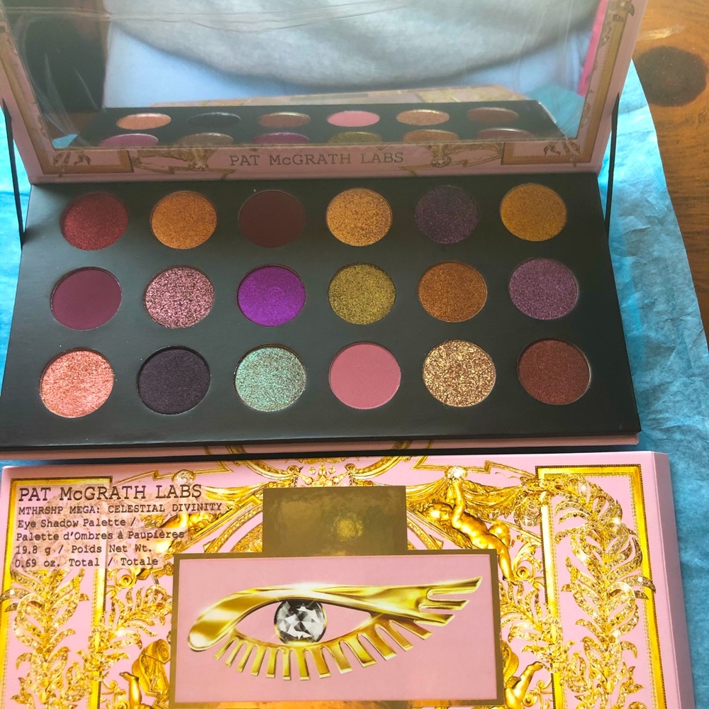 Pat McGrath Mothership Mega palette
